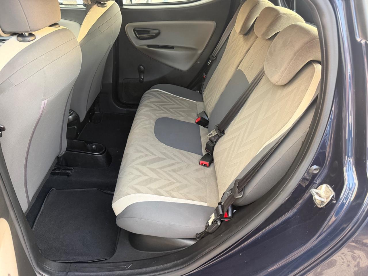 Lancia Ypsilon 1.2 69 CV GPL Ecochic 2017