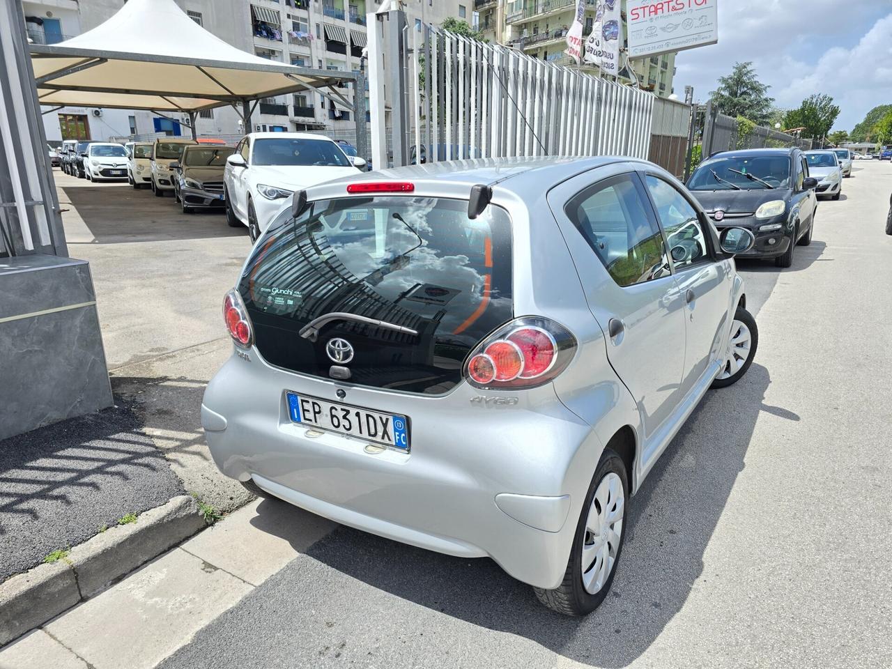Toyota Aygo 1.0 12V VVT-i 5 porte Lounge Connect
