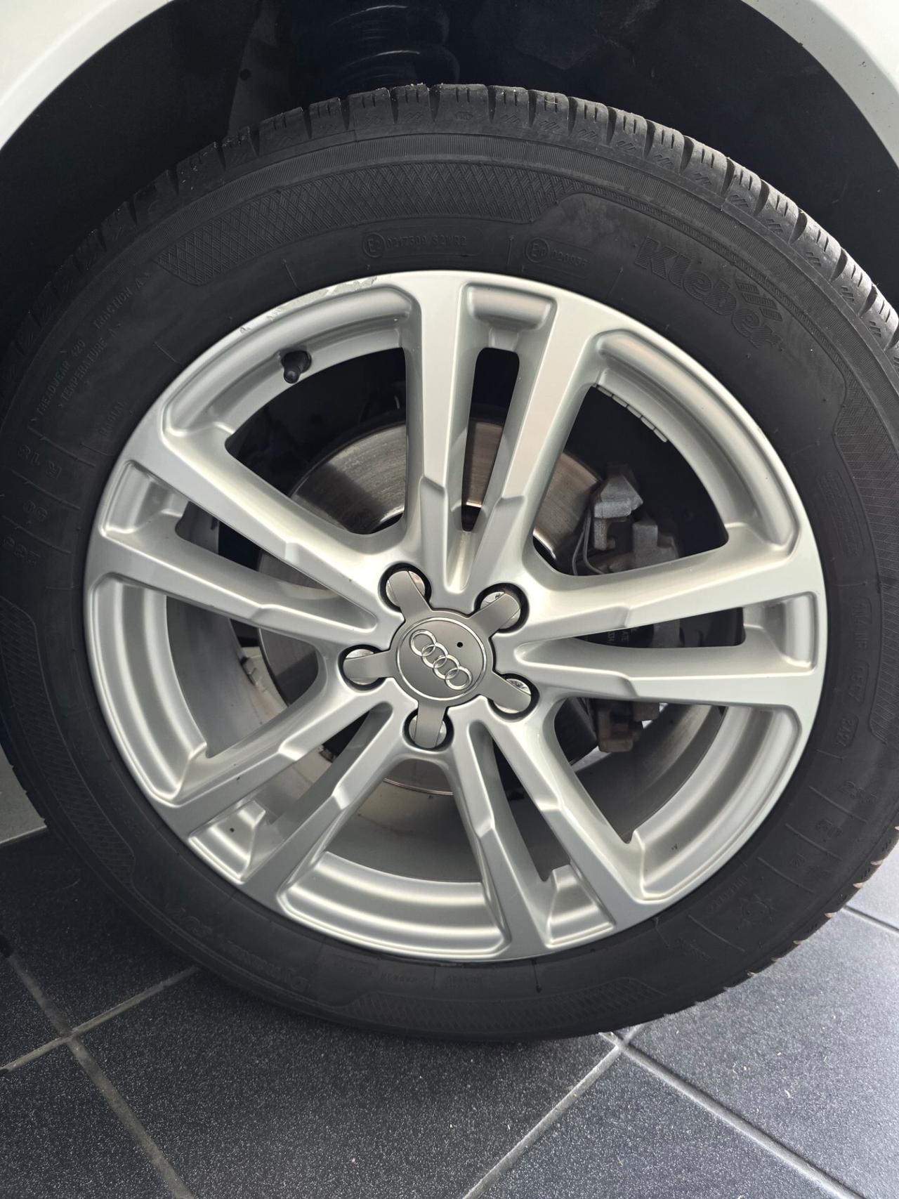 Audi Q3 2.0 TDI 150 CV S tronic S line
