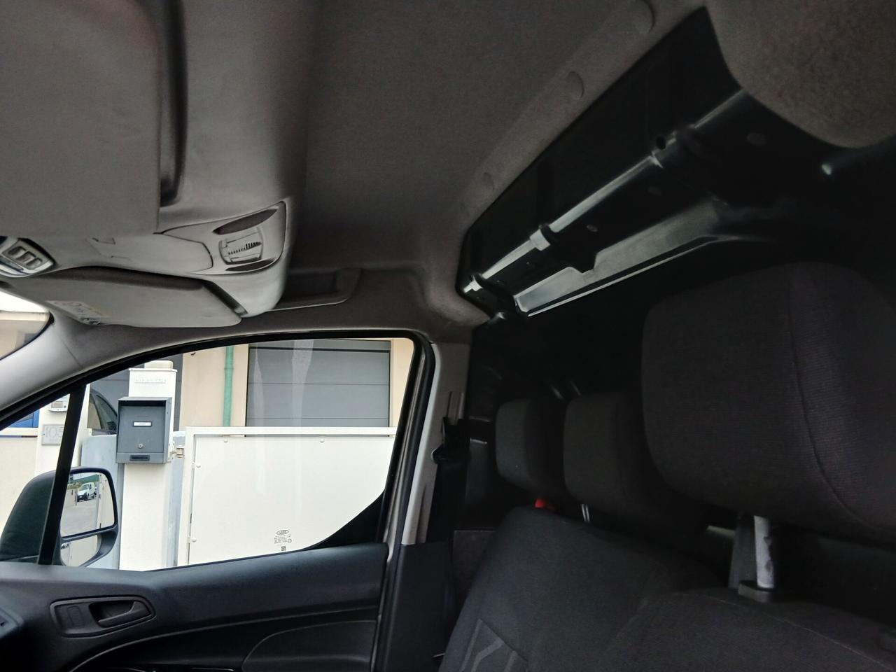 Ford Transit Connect Lungo 1.5 Tdci 120 cv unico proprietario IVA esposta