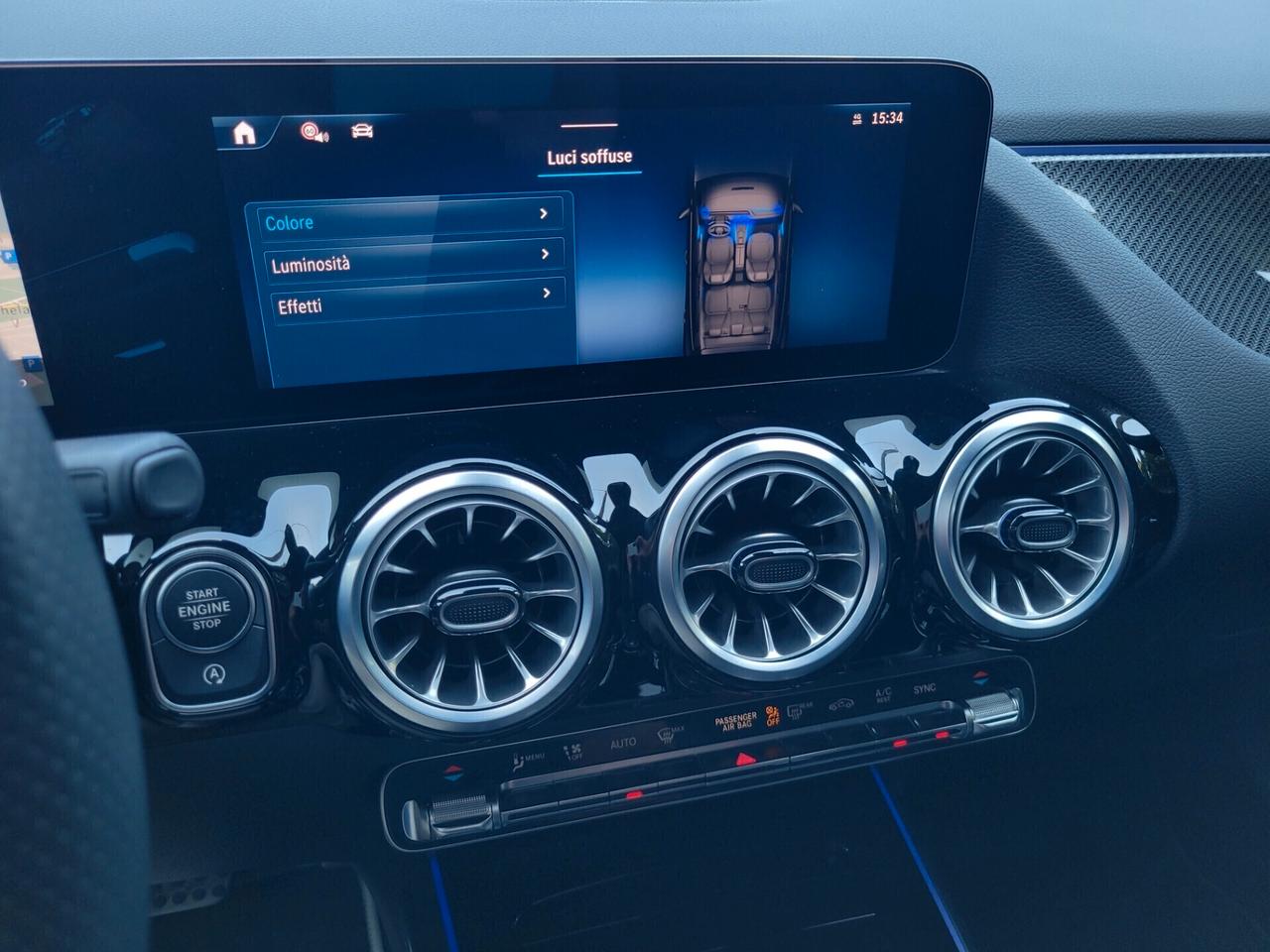 Mercedes-benz GLA 200 d AMG Line 8G-DCT LUCI AMBIENTE KEYLESS LED NAVI