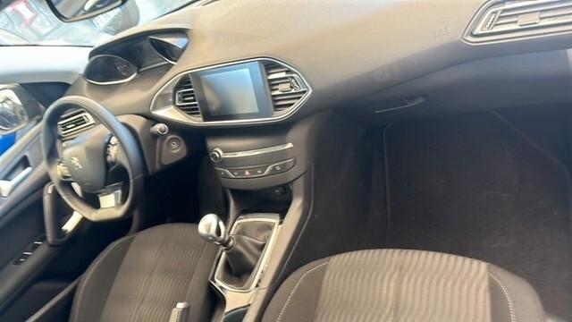PEUGEOT 308 1,6 DIESEL FULL OPTIONAL