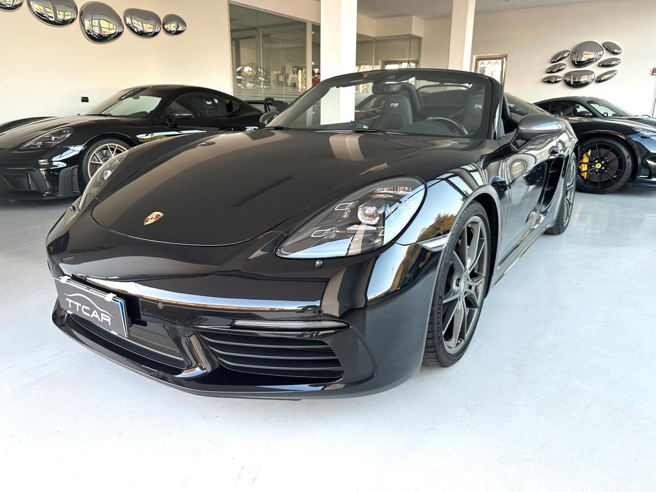 Porsche 718 Spyder Boxster 2.0 T