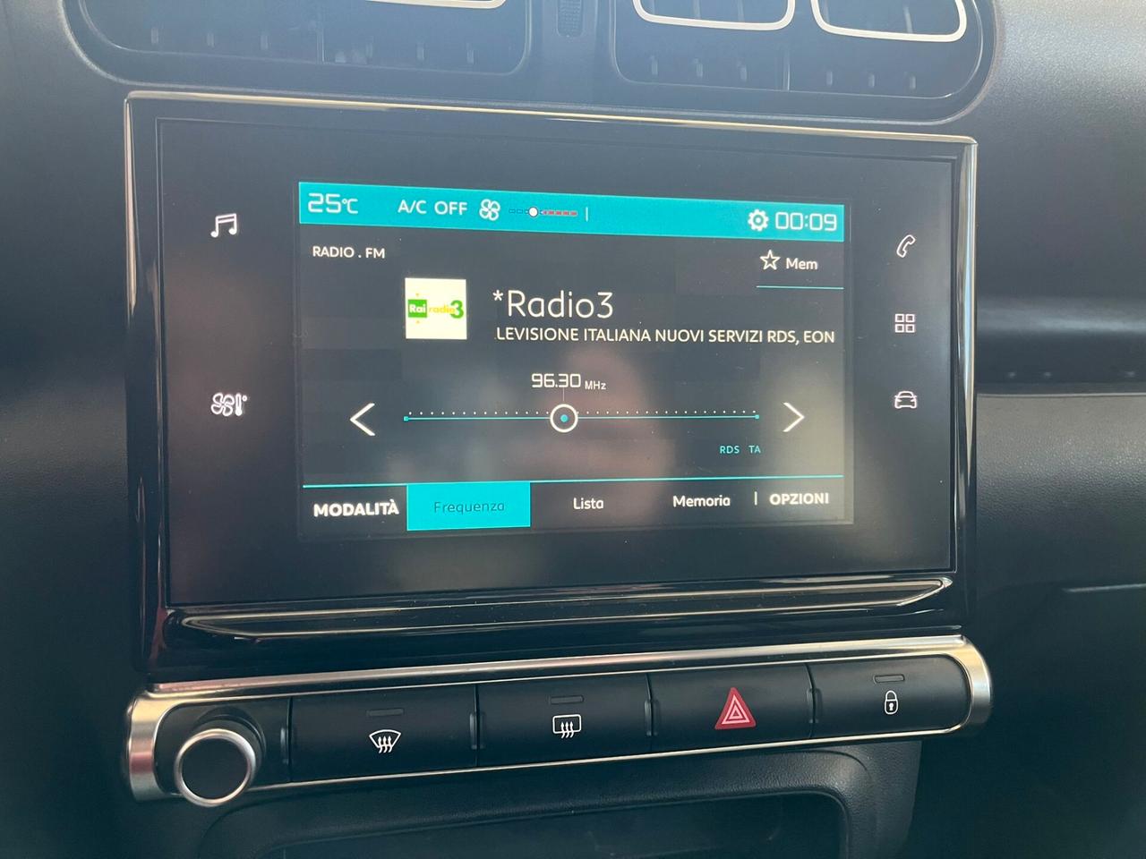 Citroen C3 Aircross BlueHDi 100 S&S Shine 2