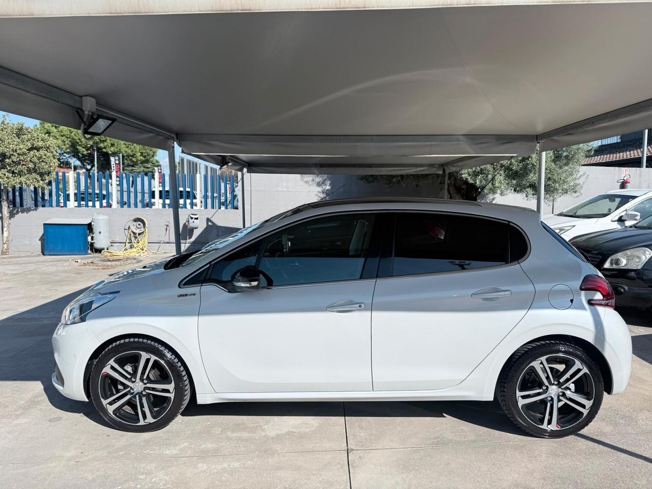 Peugeot 208 PureTech Turbo 110 EAT6 S&S 5 porte GT Line