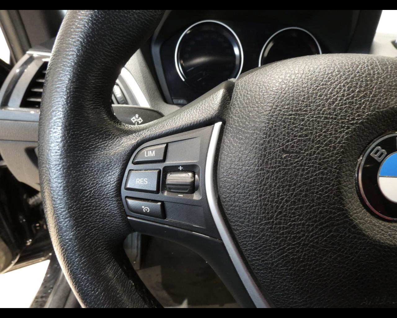 BMW Serie 1 (F20) - 118d 5p. Urban