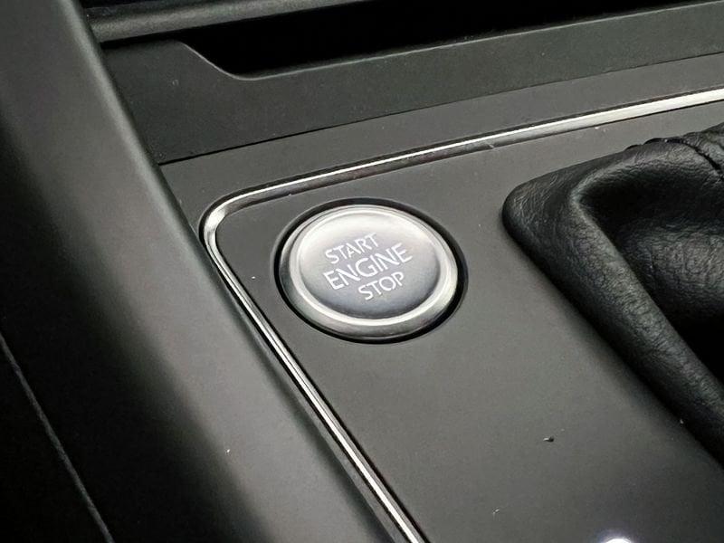 Volkswagen Touran 2.0 TDI 150 CV SCR DSG Edition Plus BlueMotion Tech.