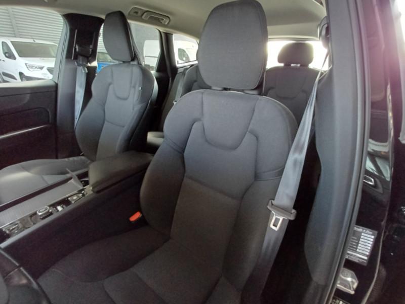 VOLVO XC60 B4 D AWD Geartronic Momentum