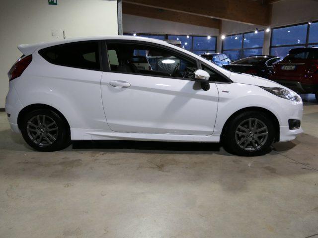 FORD Fiesta 1.5 TDCi 75CV 3 porte Titanium