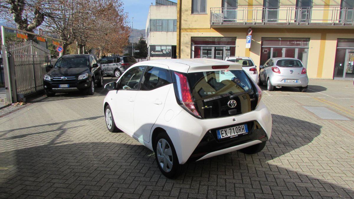 TOYOTA - Aygo - 1.0 VVT-i 69 CV 5 porte x-cool