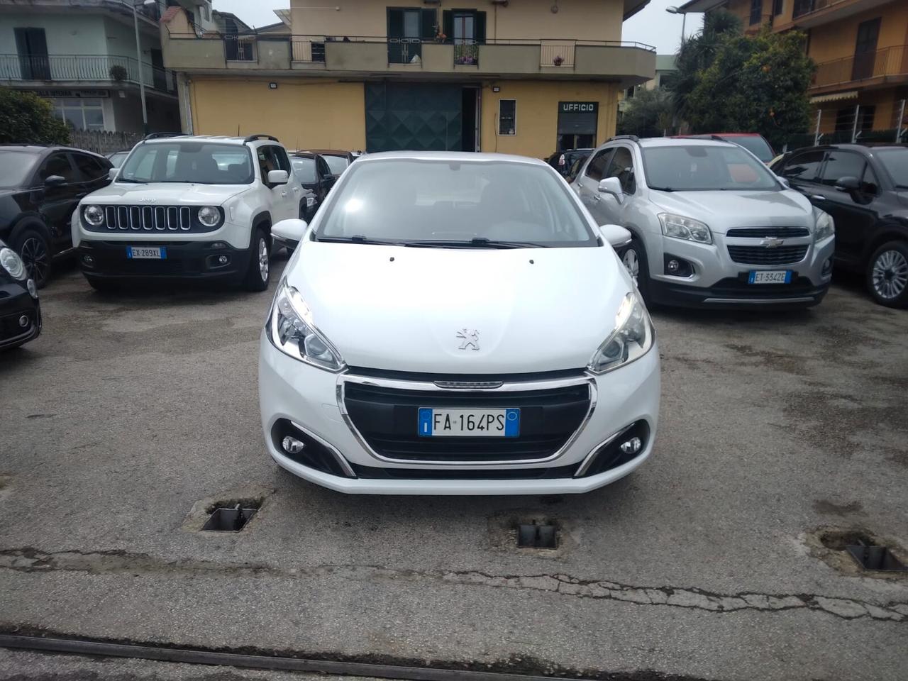 Peugeot 208 1.2 benzina Allure 2015