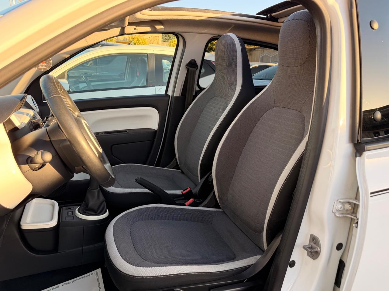Renault Twingo 1.0 70CV CABRIO LIMITED