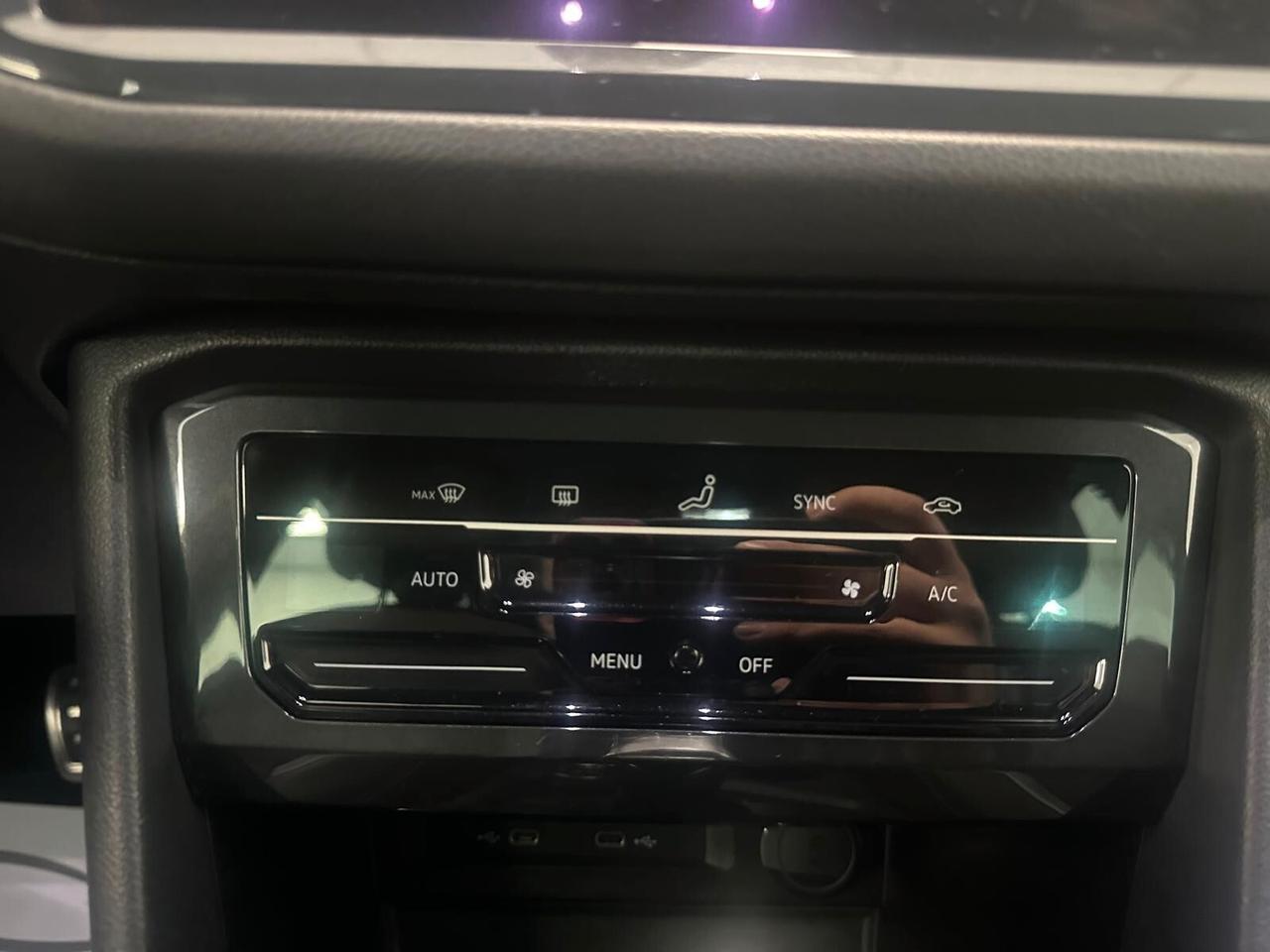 Volkswagen Tiguan 2.0 TDI 150 CV SCR DSG 4MOTION R-Line