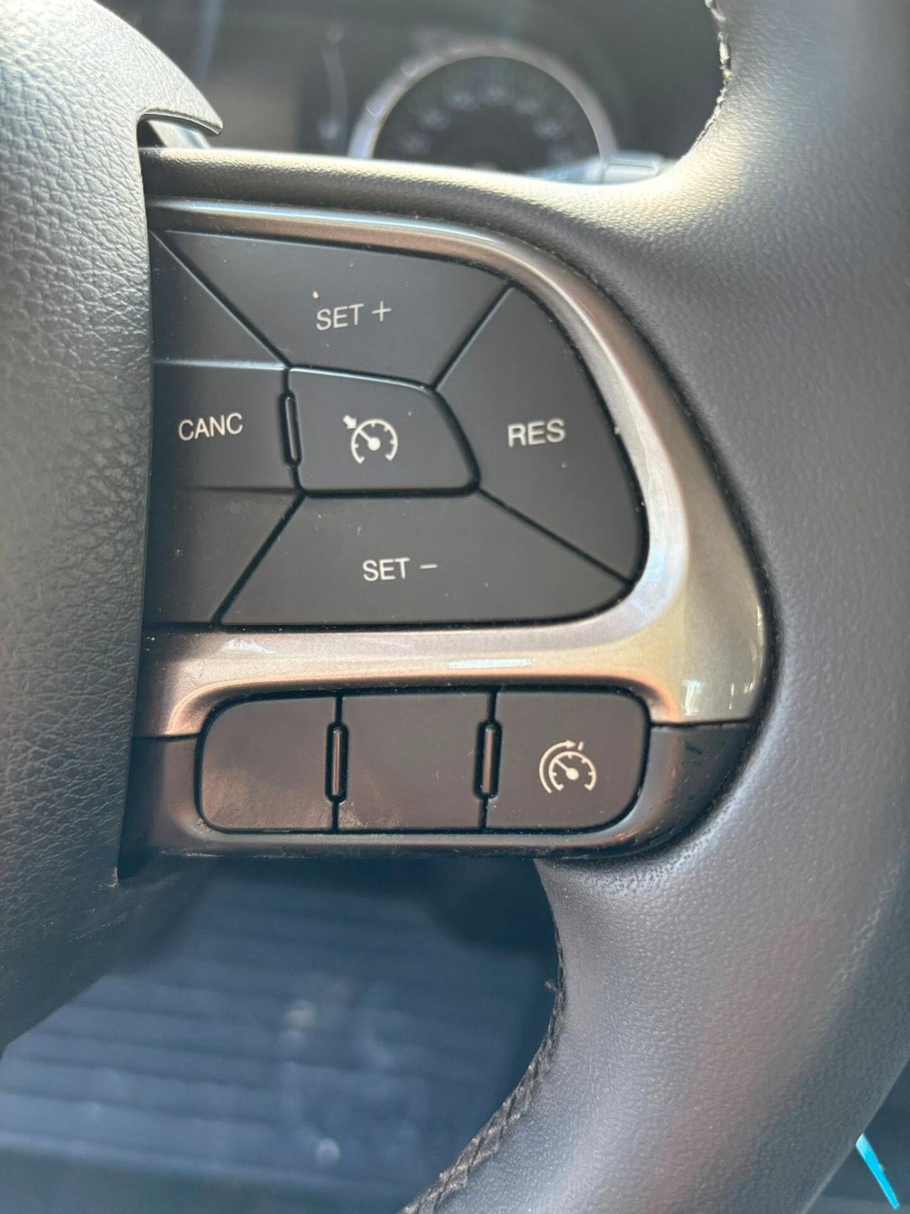 Jeep Renegade 1.6 Mjt 130 CV Longitude