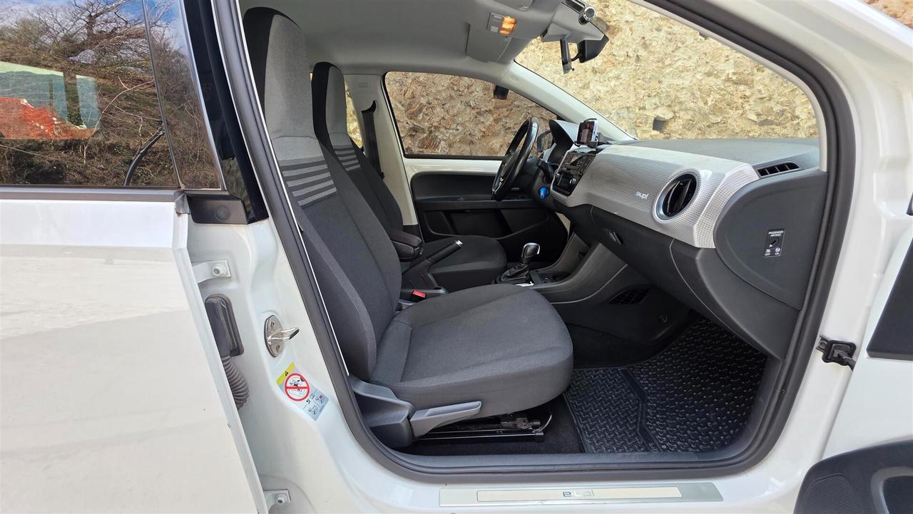 Volkswagen up! e-up! 82 CV