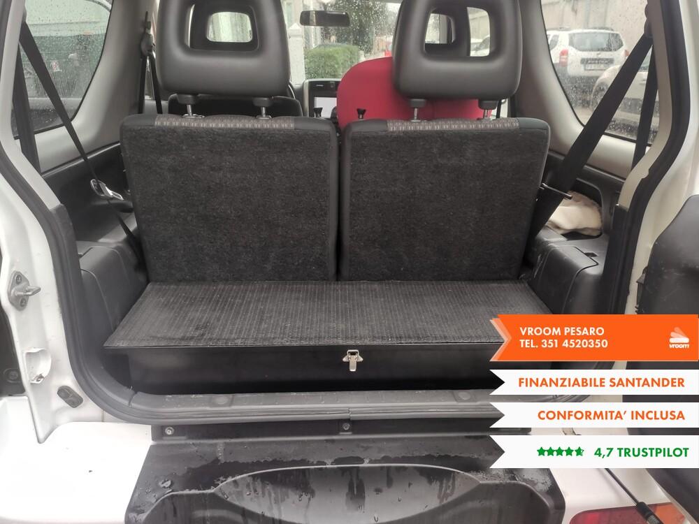 SUZUKI Jimny 3ª serie Jimny 1.3i 16V cat 4WD JLX