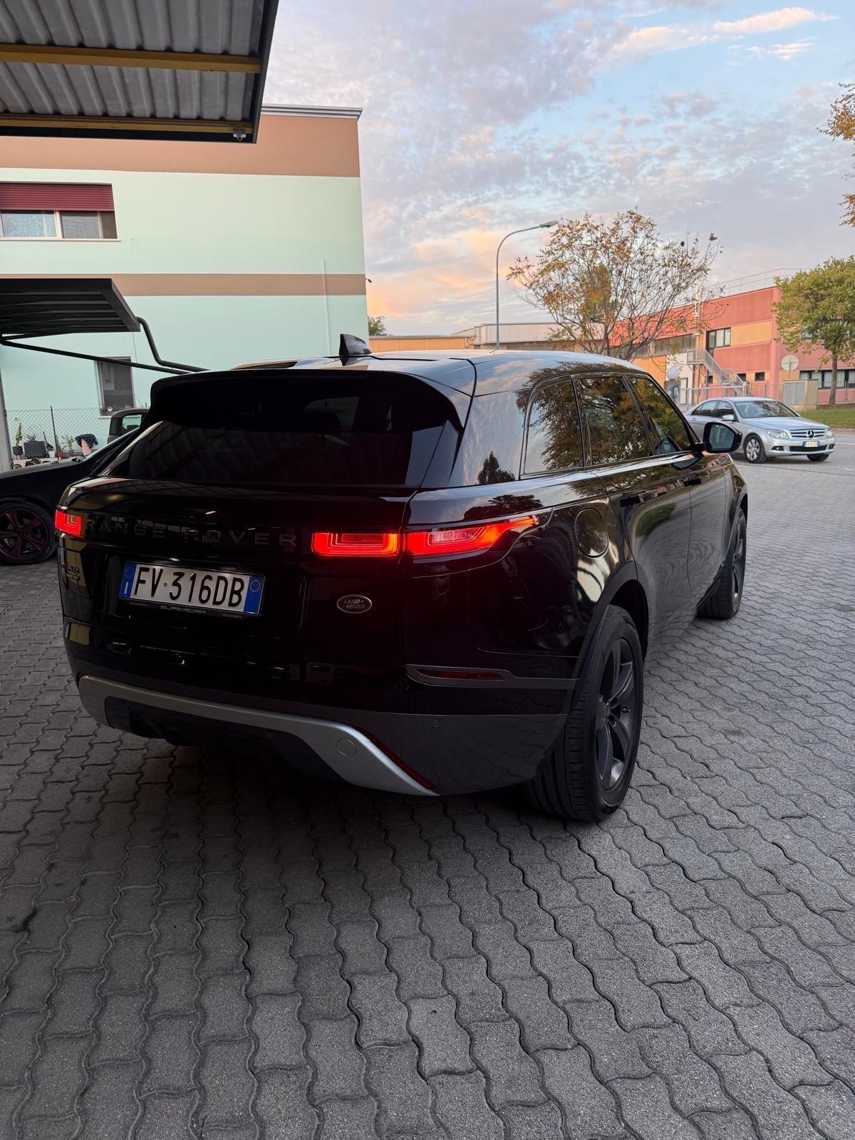 Land Rover Range Velar 2.0D I4 240 CV R-Dynamic HSE