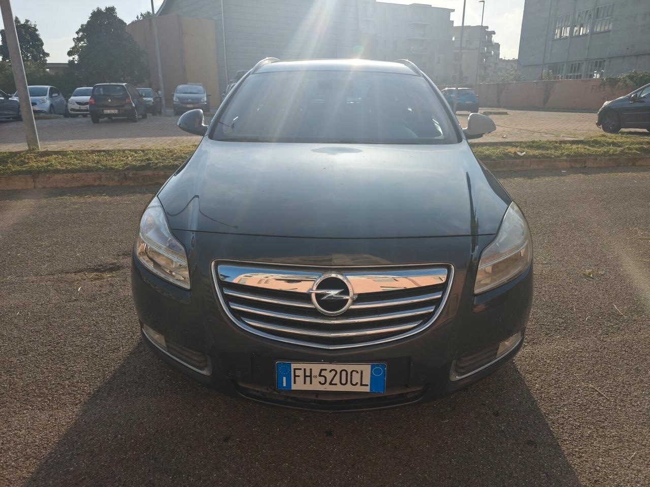 Opel Insignia 2.0 CDTI Sports Tourer Cosmo neopatentati