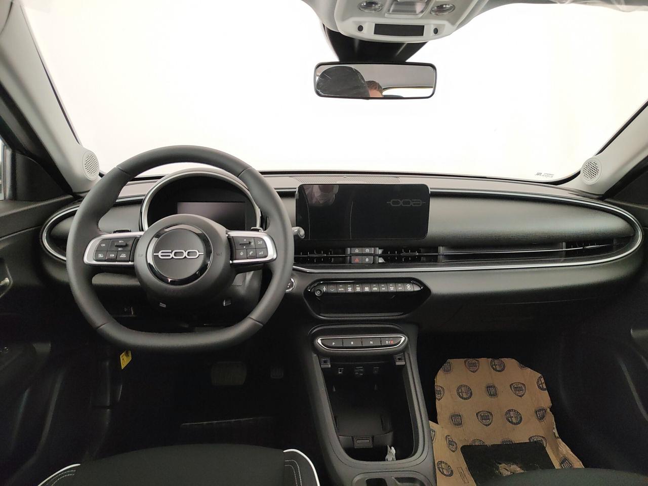 Fiat 600 Hybrid 110 CV DCT MHEV Pop