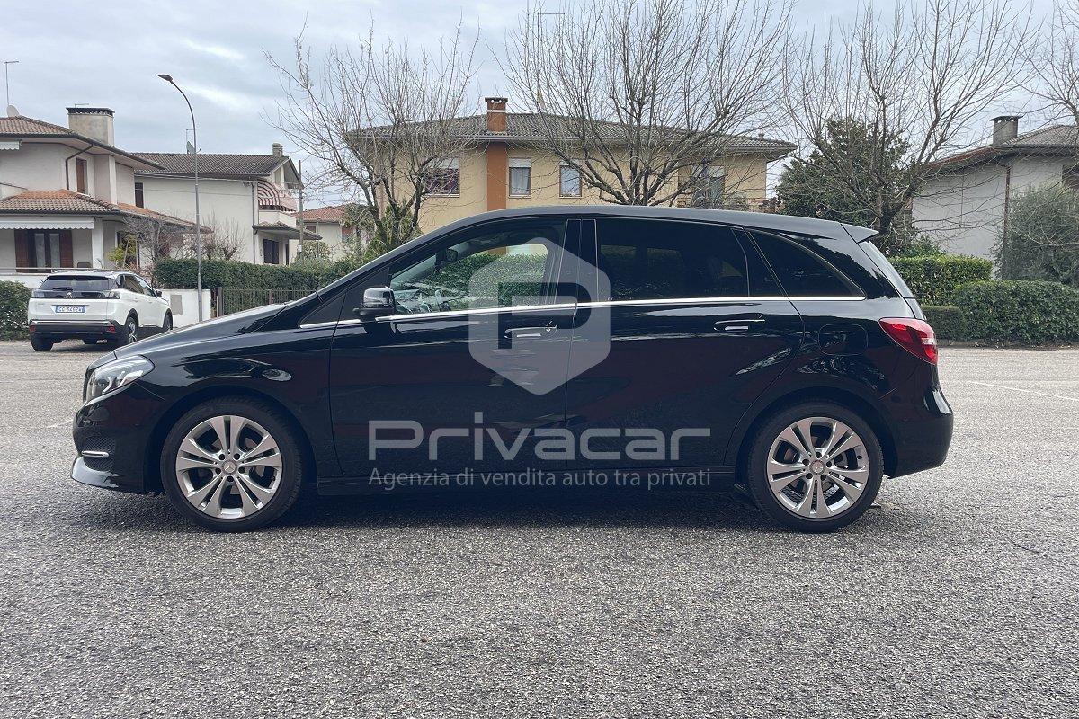 MERCEDES B 180 d Premium