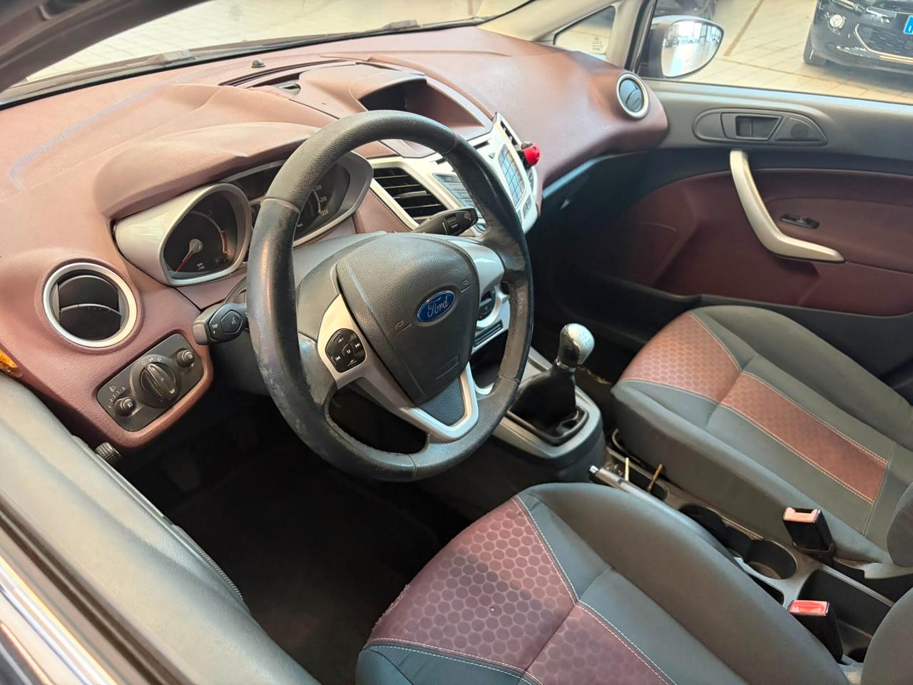 Ford Fiesta 1.2 benzina