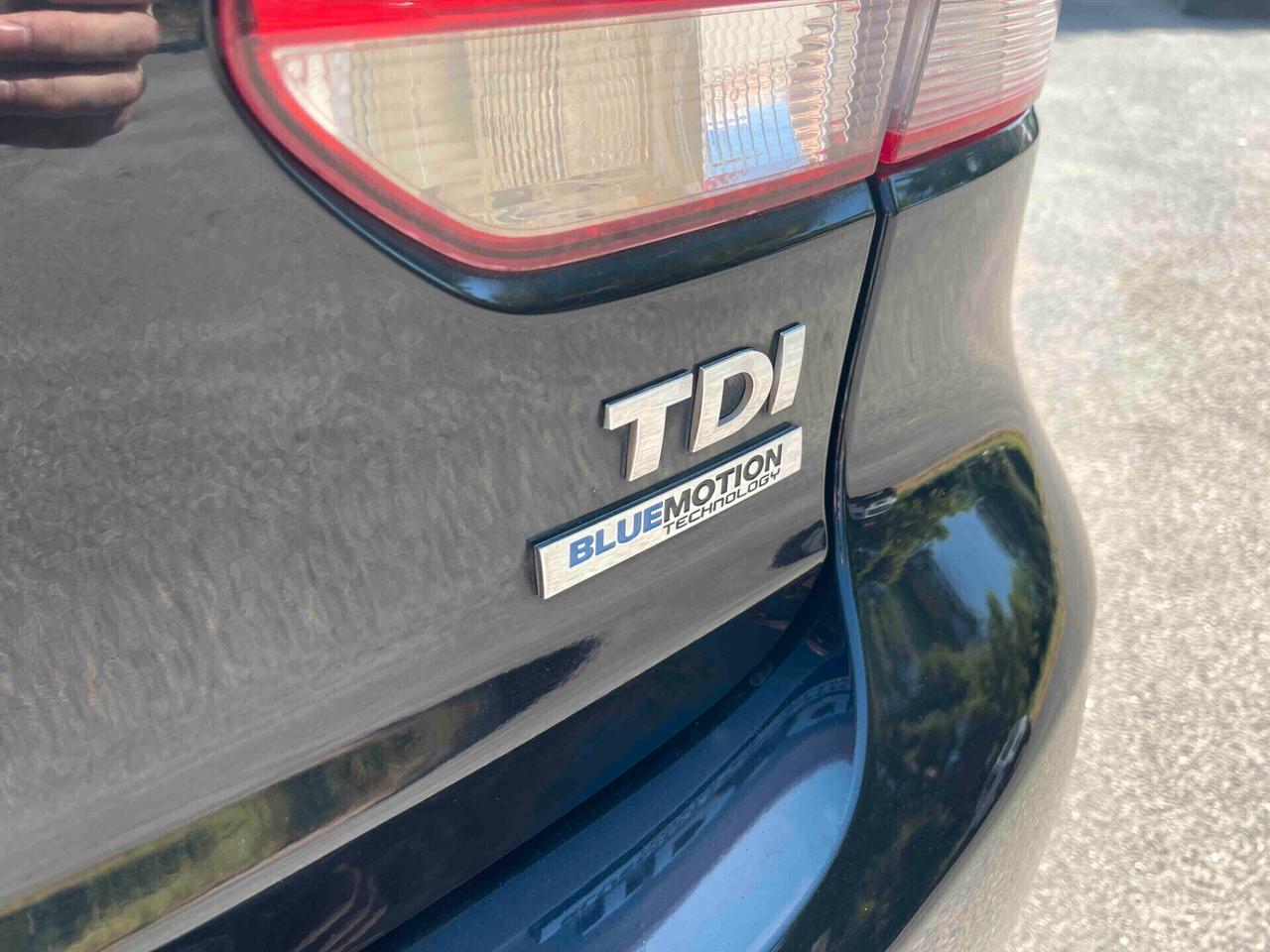 Volkswagen Golf 1.6 TDI GARANZIA 12 MESI Comfortline NEOPATENTATI DITRIBUZIONE OK GOMME NUOVE