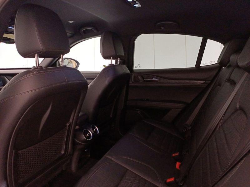 Alfa Romeo Stelvio 2023 2.2 t Sprint rwd 160cv auto
