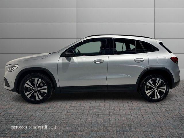 MERCEDES-BENZ GLA 250 e hybrid EQ Sport Plus