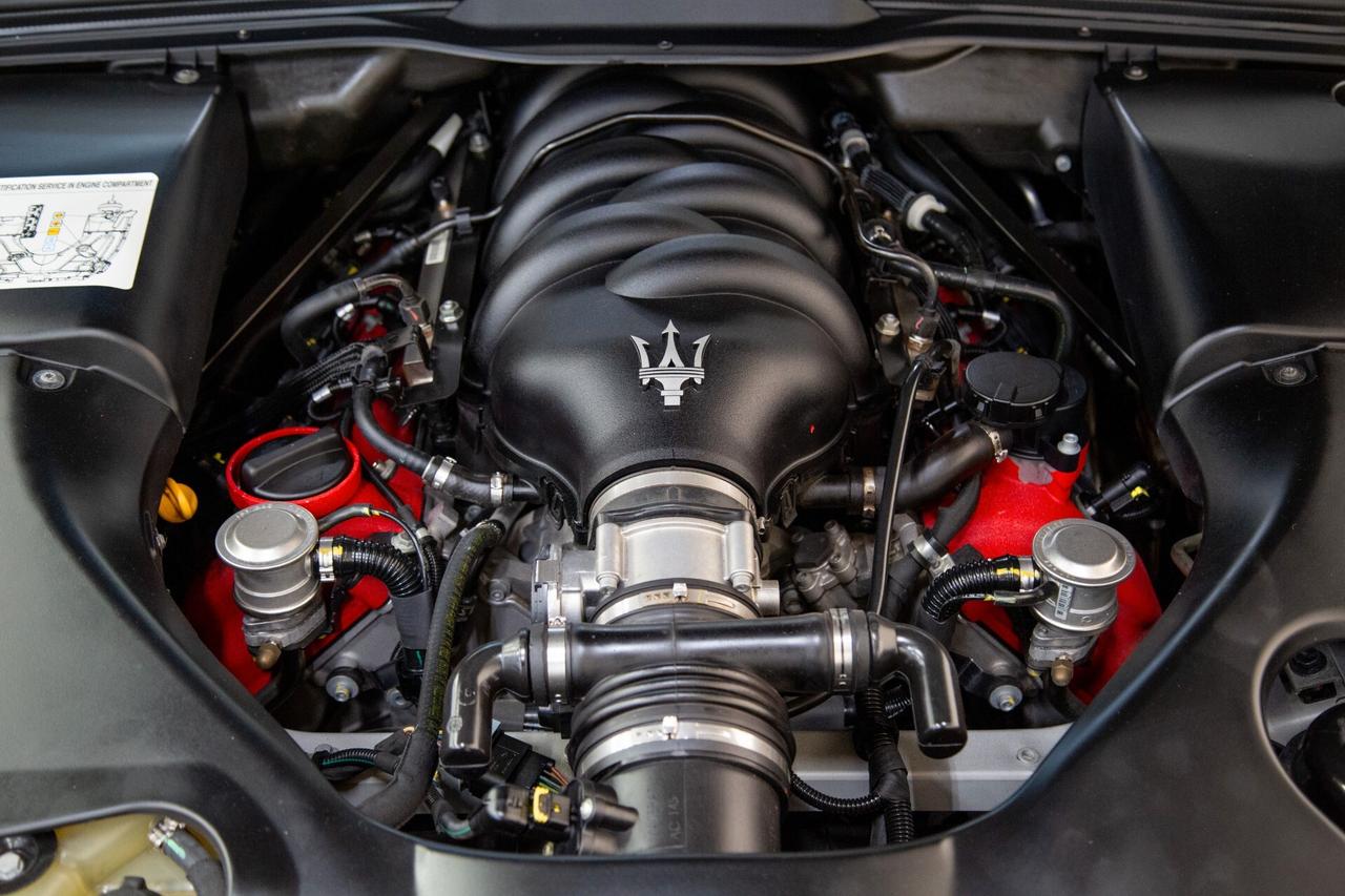 Maserati GranCabrio 4.7 V8
