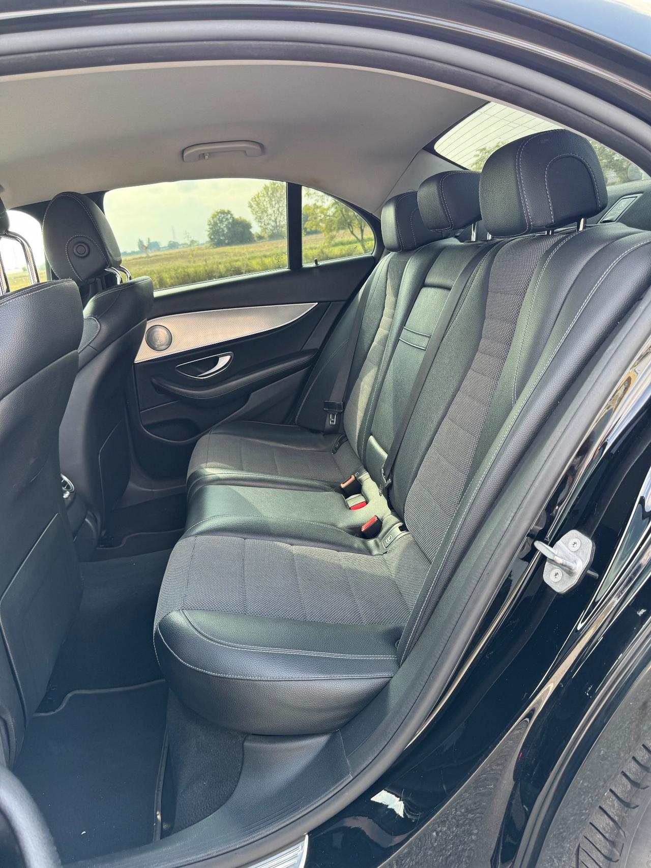Mercedes-benz E 200 d Auto Premium Plus