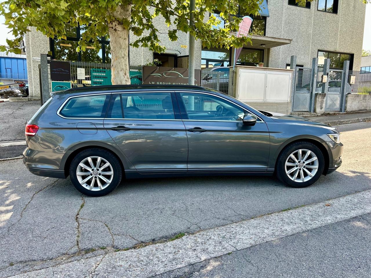 Volkswagen Passat Variant 1.6 TDI SCR DSG Business BMT - APPENA TAGLIANDATA !