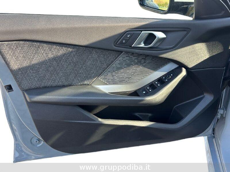 BMW Serie 1 F70 120d 48V MSport Design auto