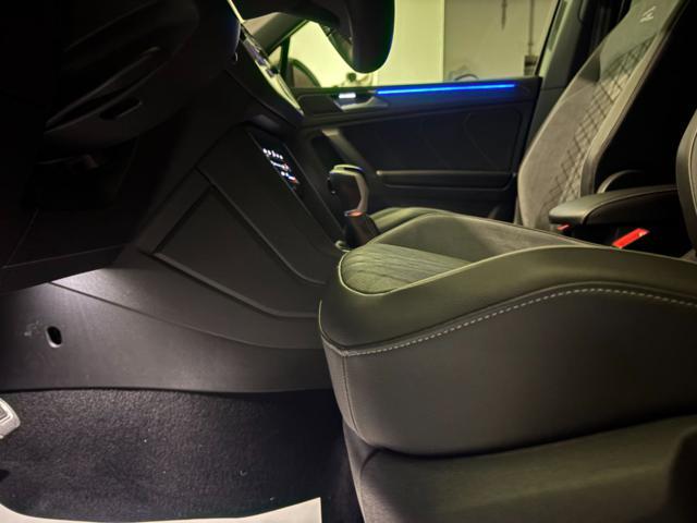 VOLKSWAGEN Tiguan 2.0 TDI 150 CV SCR DSG R-Line LUCI AMBIENTE