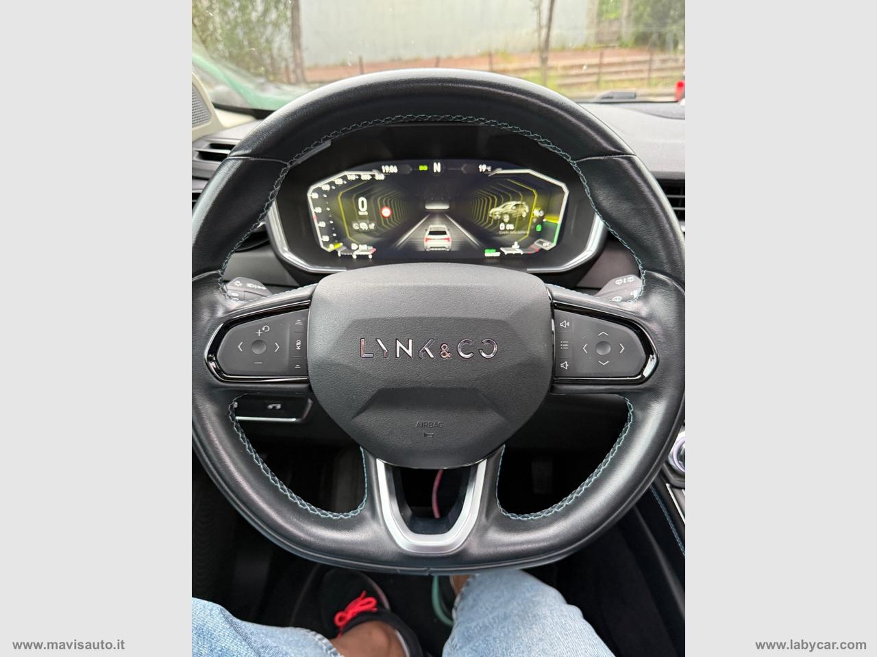 LYNK&CO 01 HEV