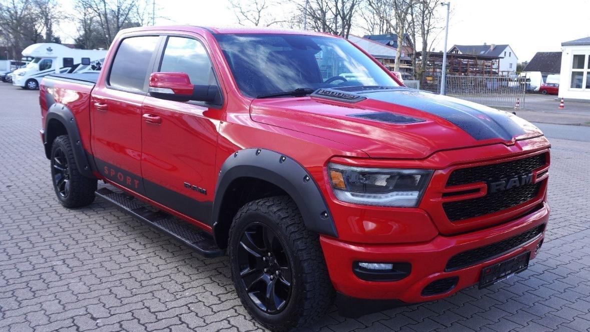 Dodge RAM 5.7 HEMI CrewCab Sport