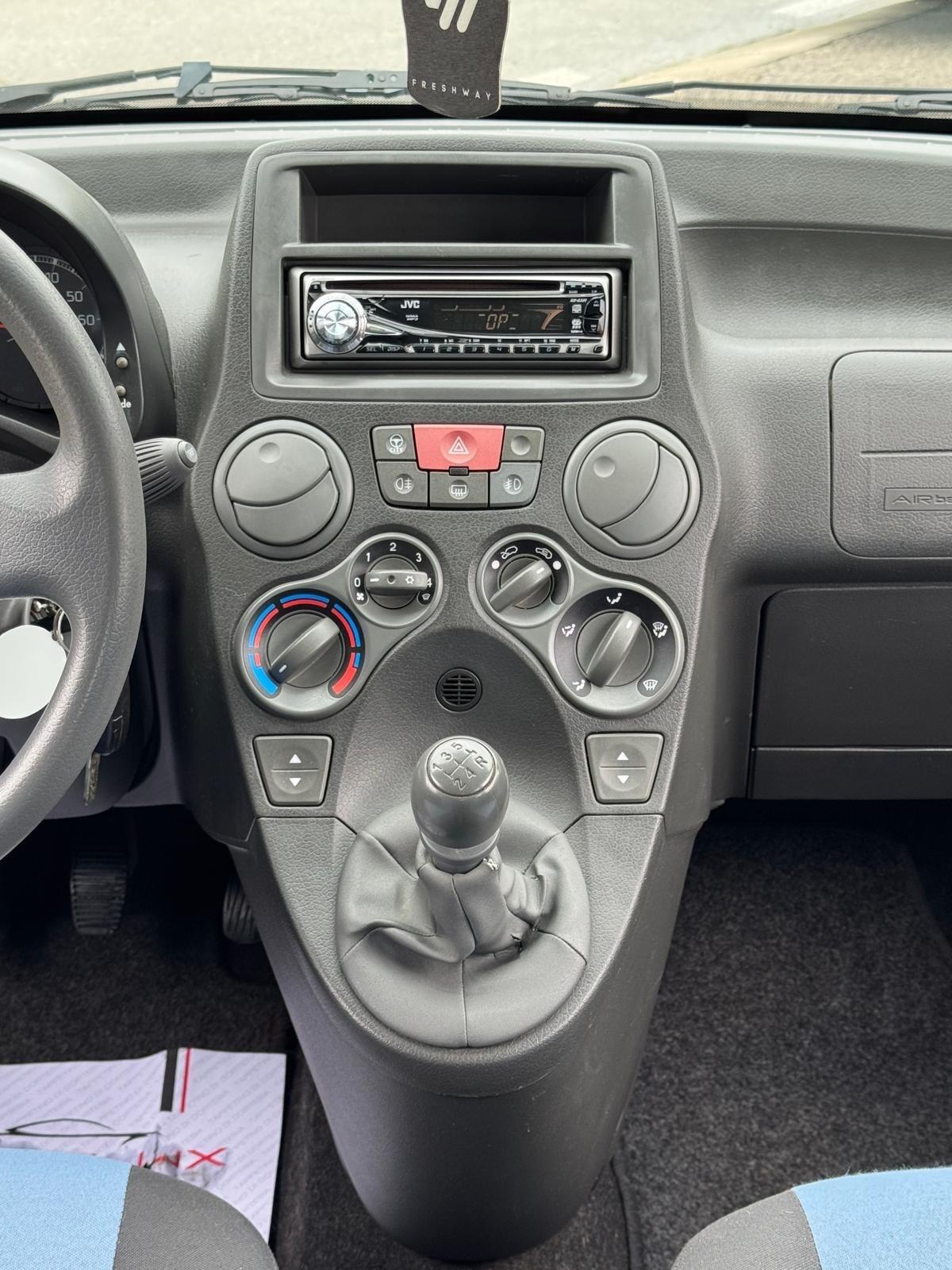 Fiat Panda 1.2i Natural Power 2009 OK NEOPATENTATI