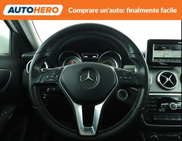 MERCEDES-BENZ GLA 200 d Automatic Sport