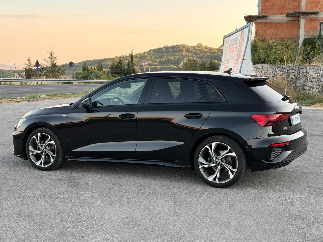 Audi A3 Sportback 35 TDI 150cv S-line 30.000km