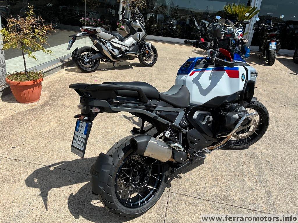Bmw R 1300 GS adventure trophy a 239 euro al mese