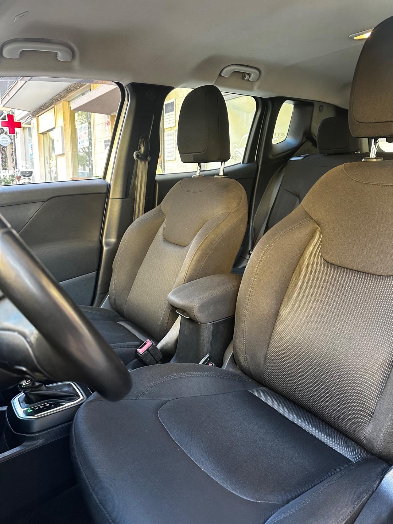 Jeep Renegade 1.6 Mjt 120 CV Longitude