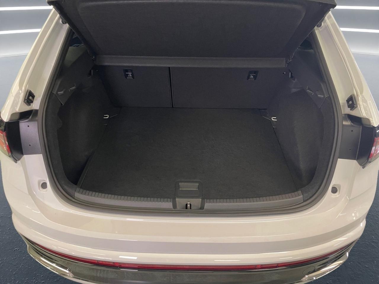 Volkswagen Taigo 1.0 tsi r-line 110cv