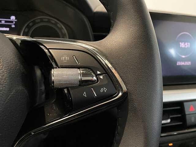 SKODA Kamiq 1.0 TSI Ambition