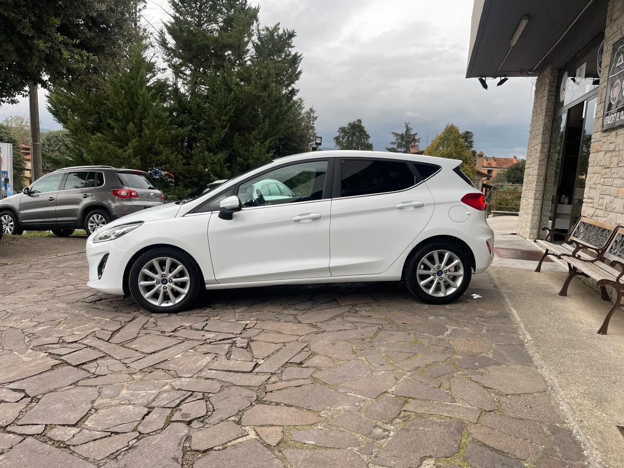 Ford Fiesta 1.0 EcoBoost 100CV 5 porte ST-Line NEO PATENTATI