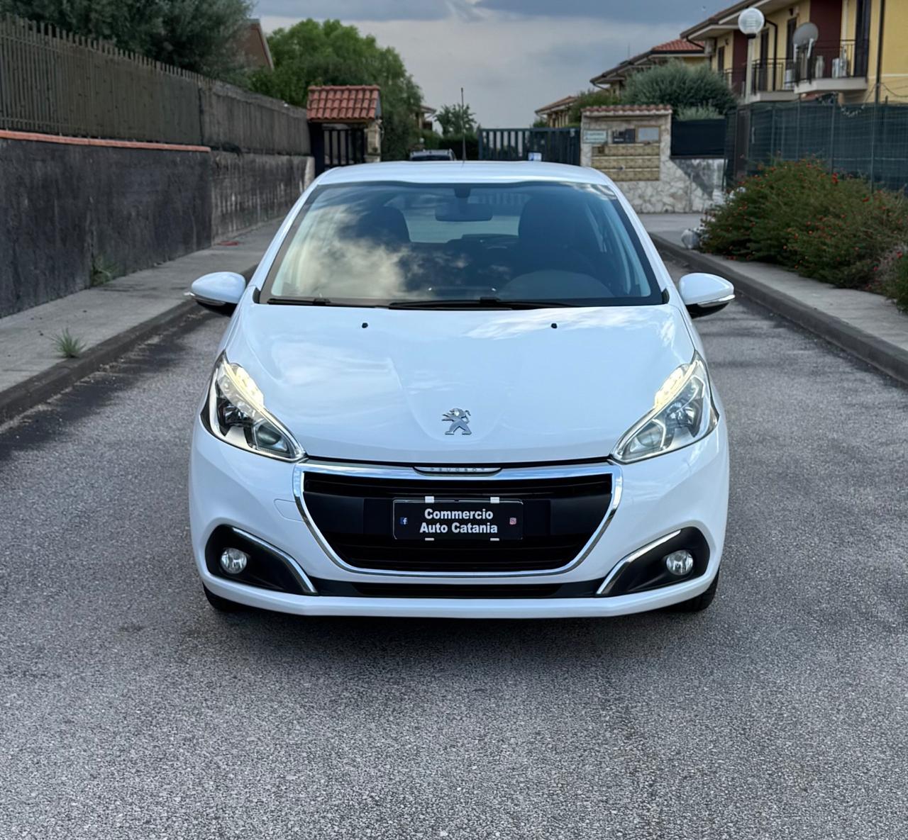 Peugeot 208 1.6 hdi SOLO 73.000 CHILOMETRI