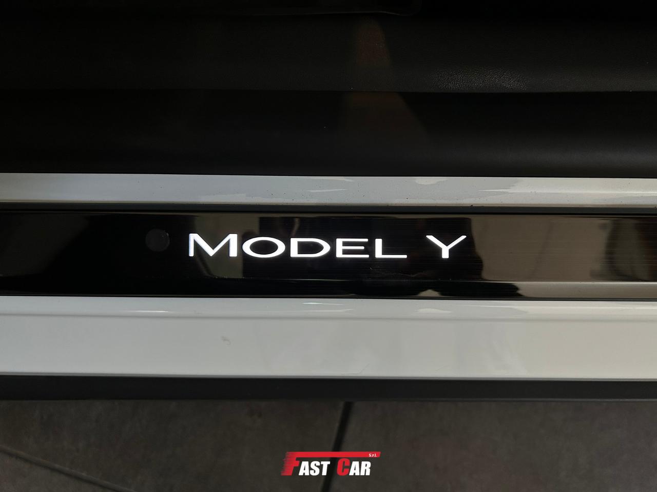 Tesla Model Y Performance AWD