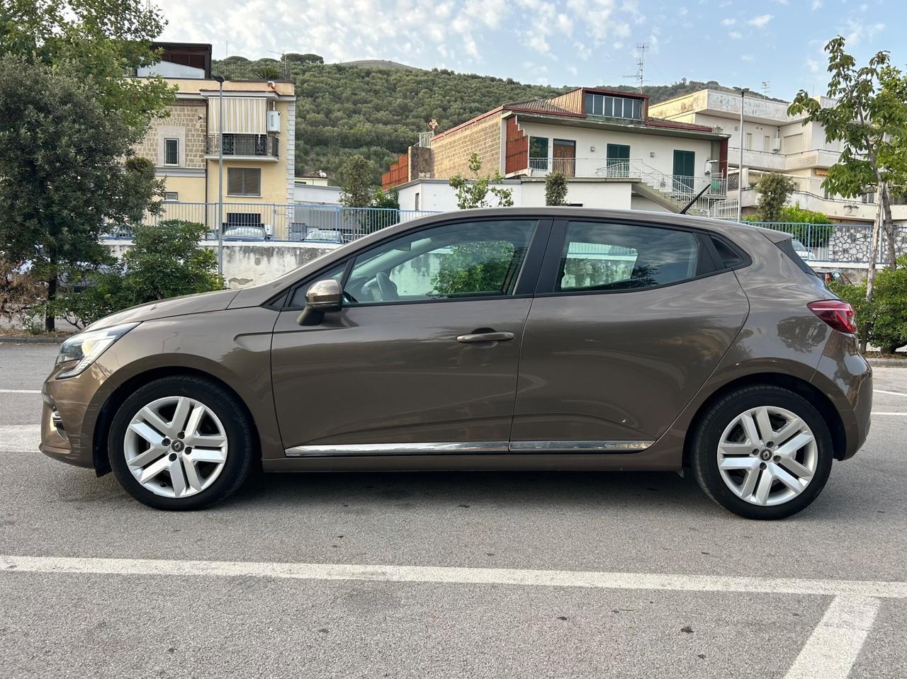 Renault Clio Blue dCi 85 CV 5 porte Intens - 2020