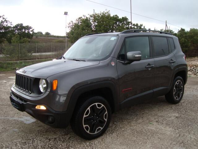 Jeep Renegade 2.0 Mjt 170CV 4WD Active Drive Low Trailhawk