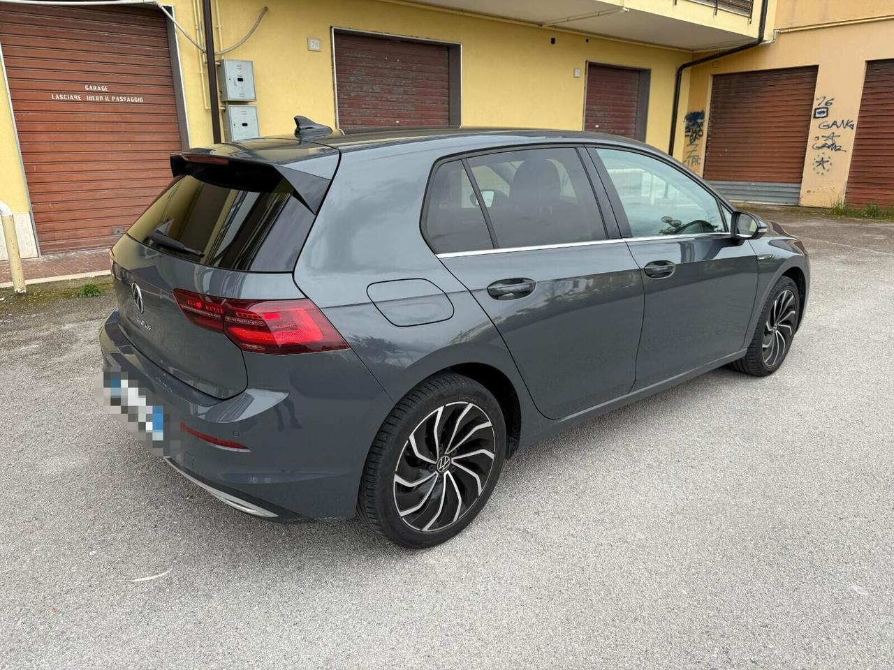 Volkswagen Golf 1.5 eTSI 130 CV EVO ACT DSG Life