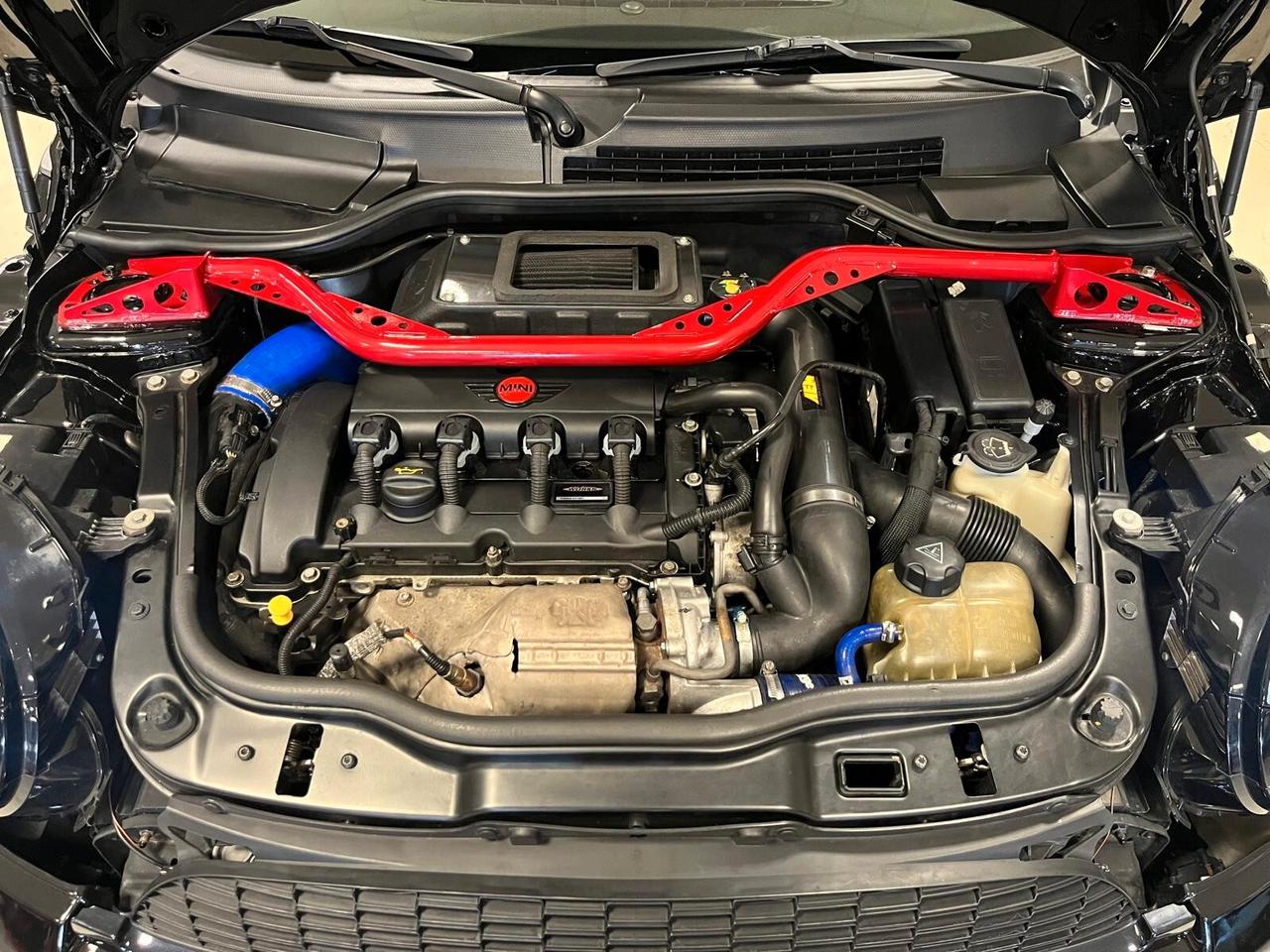 Mini 1.6 16V Cooper S allestimento JCW