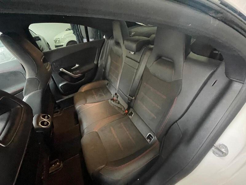 MERCEDES CLA Coupé (C118) CLA 220 d Automat...